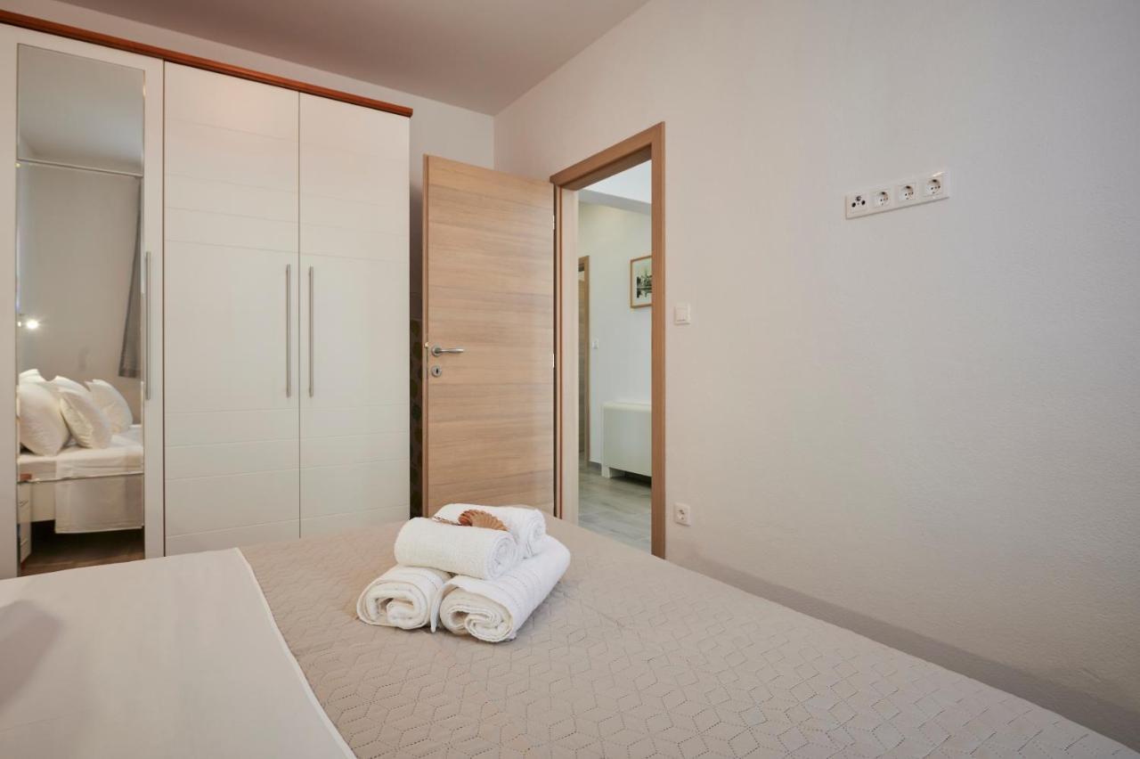 Apartmani Laurus Trogir Exterior foto