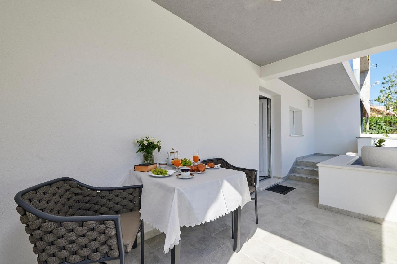 Apartmani Laurus Trogir Exterior foto