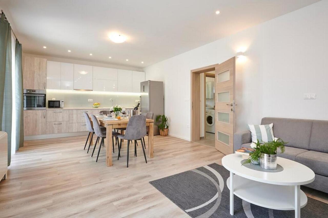 Apartmani Laurus Trogir Habitación foto